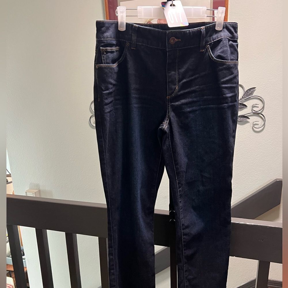 Chico’s Platinum Dark Blue Jeans Like New #JTA017